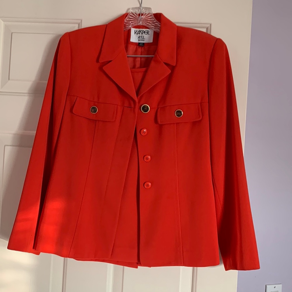 2 piece suit set with skirt